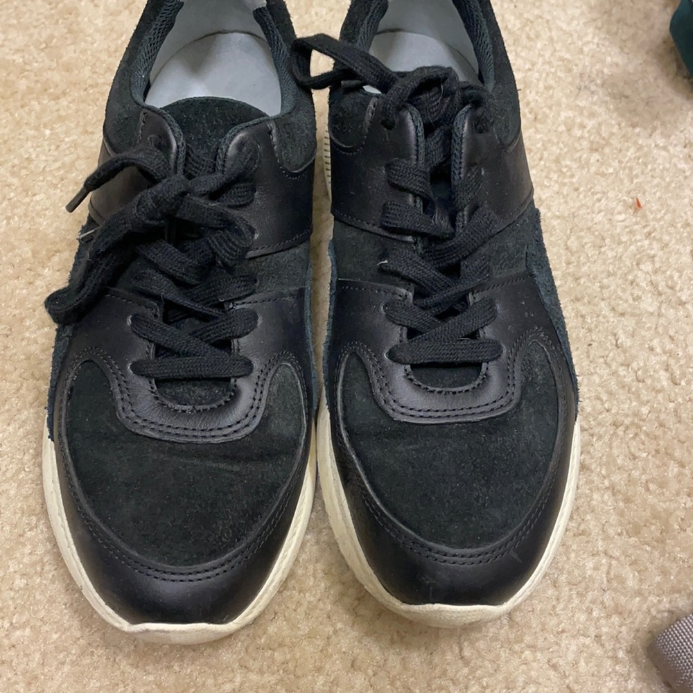Everlane black trainer sneakers